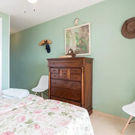 Апартаменты Malagasuite Palm Фуэнхирола